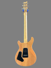 Charger l'image dans la galerie, PRS Guitars SE Custom 24 Electric Guitar with Gig Bag - Pre Owned - Mint Condition