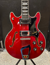 Charger l'image dans la galerie, Hagstrom Alvar Semi Hollow Electric Guitar - Wild Cherry Transparent - PRE OWNED