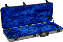 Charger l'image dans la galerie, FENDER DELUXE MOLDED CASE - STRATOCASTER®/TELECASTER®- SILVER/BLUE