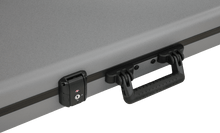 Charger l'image dans la galerie, FENDER DELUXE MOLDED CASE - STRATOCASTER®/TELECASTER®- SILVER/BLUE