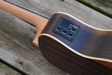 Charger l'image dans la galerie, ALOHA BLACK EBONY WOOD SERIES UKULELES