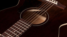 Load image into Gallery viewer, Art & Lutherie 045570 Hall Legacy Bourbon Burst Made In Canada-(6536631615682)