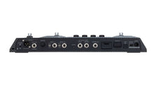 Load image into Gallery viewer, Zoom B6 Bass Multi-Effects Processor (ZB6) - Black
