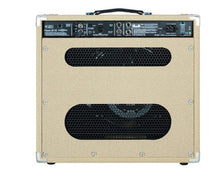 Load image into Gallery viewer, Peavey CLASSIC 20 112 Combo Guitar Amplifier 03618960

