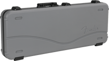 Charger l'image dans la galerie, FENDER DELUXE MOLDED CASE - STRATOCASTER®/TELECASTER®- SILVER/BLUE
