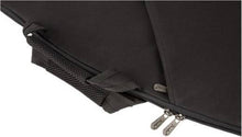 Load image into Gallery viewer, Fender FB405 Electric Bass Gig Bag - Black-(8174576173311)
