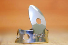 Charger l'image dans la galerie, Propik Heritage Nickel Fingerpick - 2 Pack
