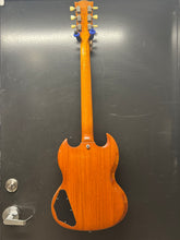 Charger l'image dans la galerie, Gibson 2015 SG Standard Walnut Finish Gloss with Gibson Bag - PRE OWNED
