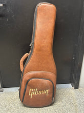 Charger l'image dans la galerie, Gibson Premium Softcase for Les Paul or SG - Brown - Pre Owned
