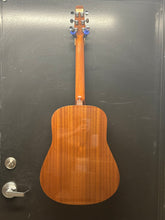 Charger l'image dans la galerie, Seagull SM Acoustic Electric Guitar - Pre Owned
