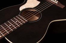 Load image into Gallery viewer, Art &amp; Lutherie 042418 Roadhouse Faded Black A/E Parlor Acoustic Guitar MADE In CANADA-(6536632729794)

