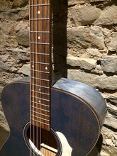 Load image into Gallery viewer, Art &amp; Lutherie 047086 Legacy Concert Acoustic Electric Guitar Denim Blue Q-Discrete Made In Canada-(6536632008898)
