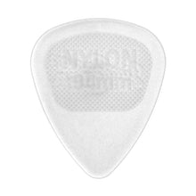 Charger l'image dans la galerie, DUNLOP NYLON GLOW IN DARK STANDARD PICK .94MM - 6 PACK-(6928600072386)

