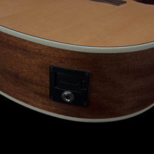 Load image into Gallery viewer, Art &amp; Lutherie 050710 Legacy Acoustic Electric Concert Guitar Natural EQ-(7463754858751)
